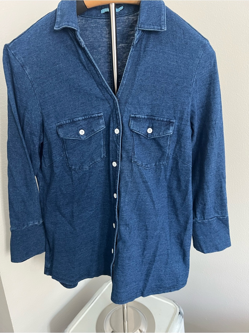 Blue Button-Down Women's Shirt w/ 3/4 sleeve 100% Cotton knit. XS